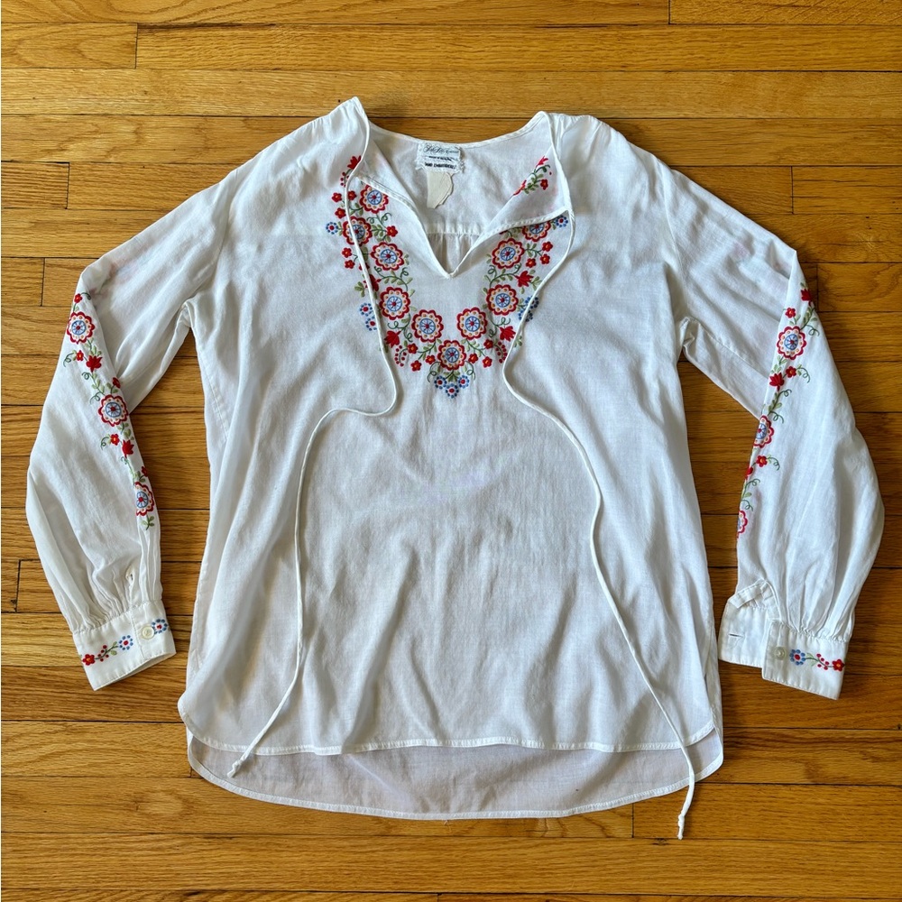 Saks Fifth Avenue Vintage Hand Embroidered White Blouse.